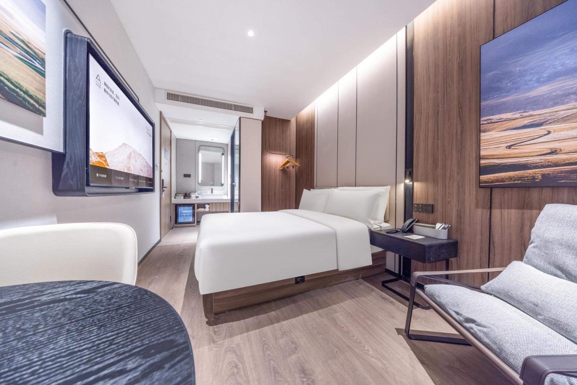 Atour X Hotel The Bund East Nanjing Road Shanghai Exterior photo